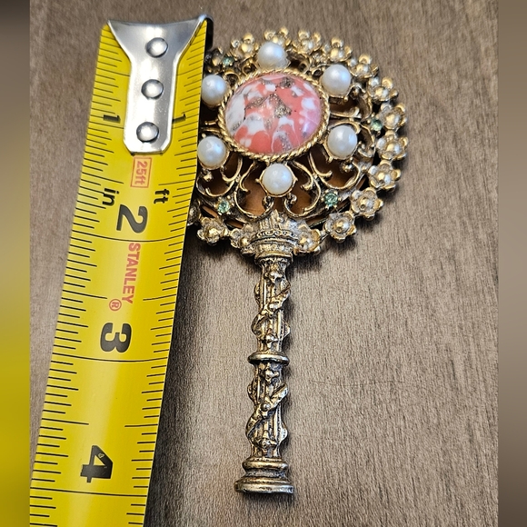 Vintage ornate vanity/purse mirror - Picture 7 of 7